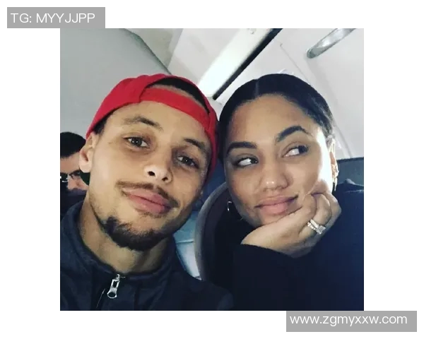 库里晒家庭时光，粉丝点赞热议不断