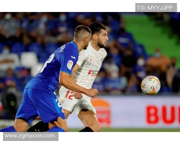 塞维利亚主场告捷:恩-内斯里决胜时刻助力三分 塞维利亚主场告捷:恩-内斯里决胜时刻助力三分